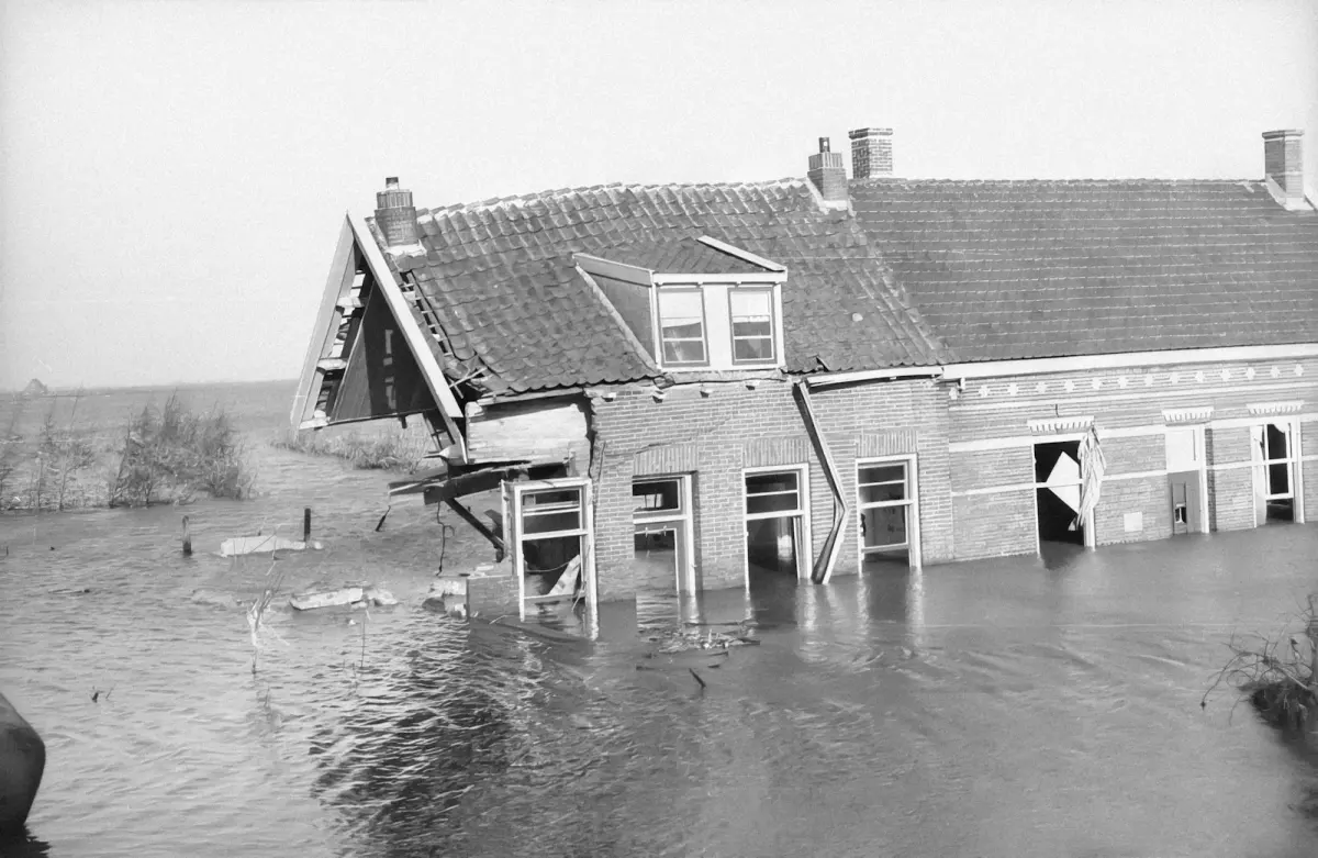 Noodstroom kelder stroomuitval wateroverlast Limburg
